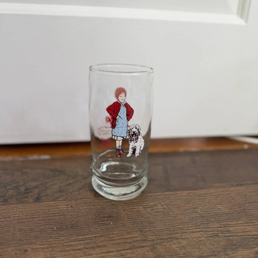 Annie‎ and Sandy Collector Glass 1982 Movie Promo Swensen's